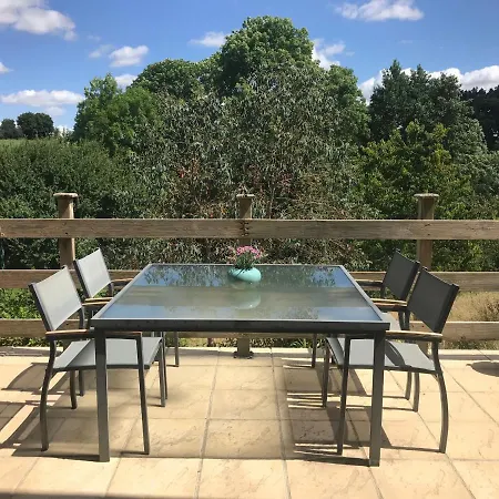 La Paix, Bucolique En Normandie Condé-sur-Noireau