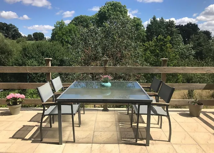 La Paix, Bucolique En Normandie Condé-sur-Noireau